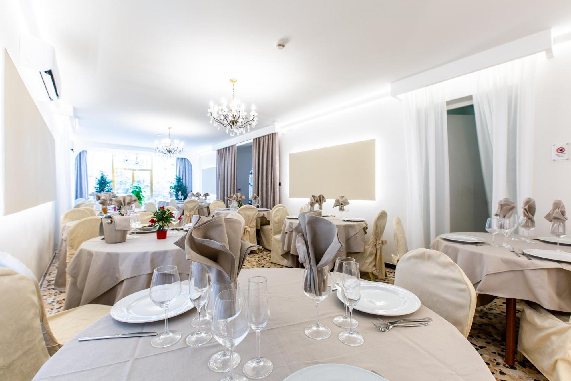 Hotel Italia Boutique ริมินี ภายนอก รูปภาพ